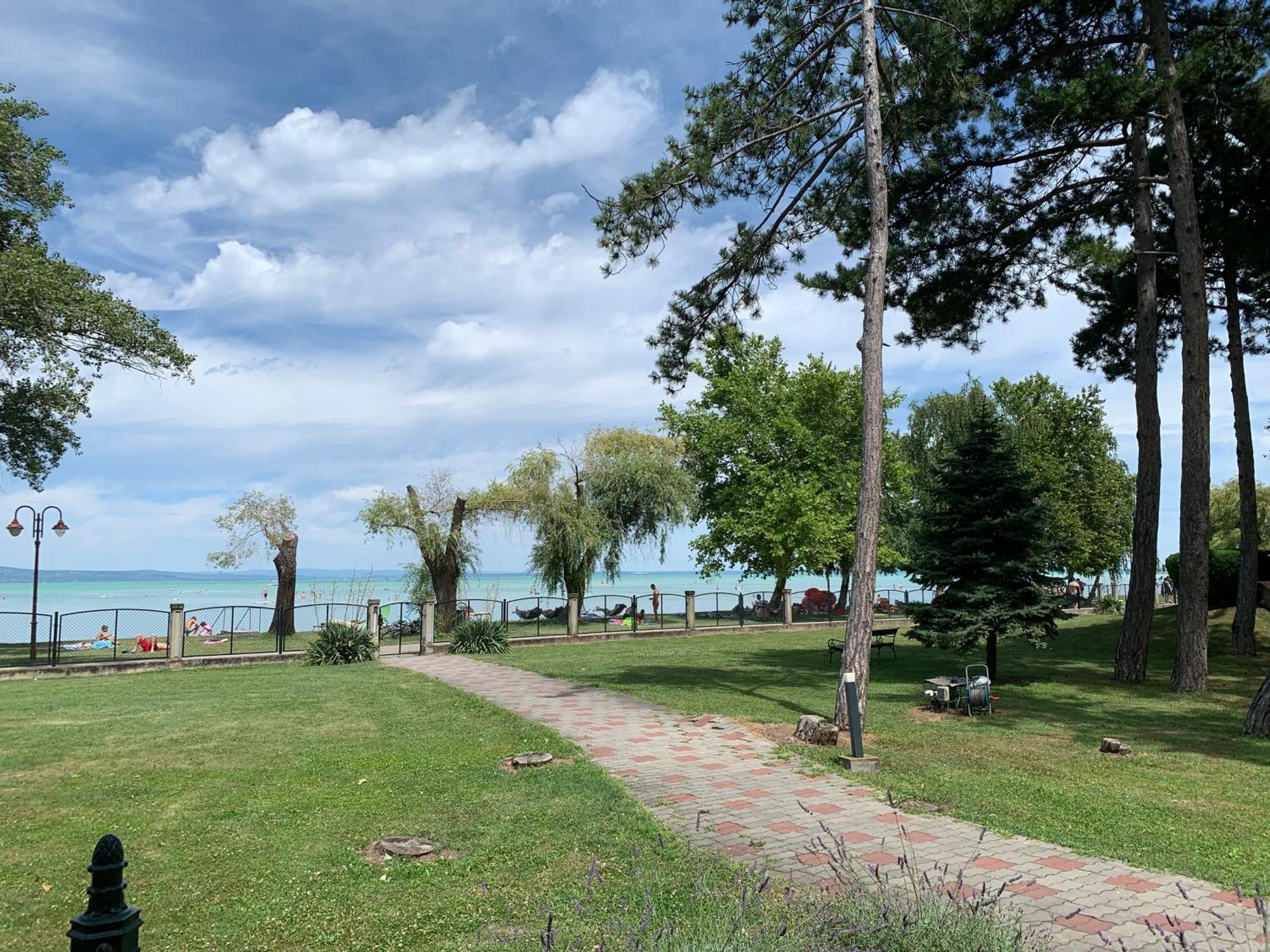 Vizparti Relax Apartman Siófok Buitenkant foto